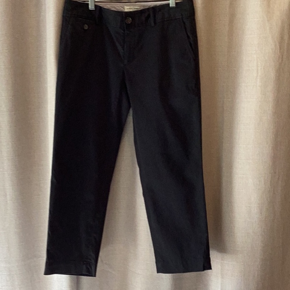 Women’s Banana Republic Classic Black Dress Pants, ankle/crop length, size 6.